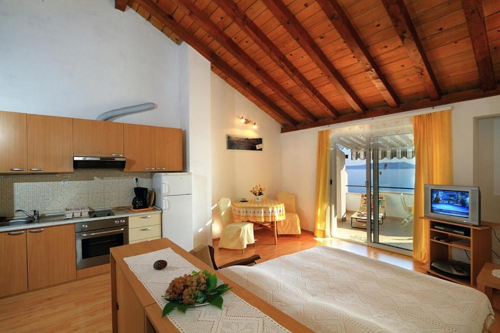 Studio Apartment In Pisak With Seaview, Terrace, Air Condition, Wifi 외부 사진